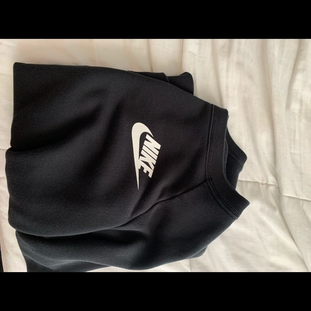 Black Nike Crewneck